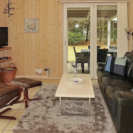 Σπίτι διακοπών Three-bedroom Holiday In 31 Oksbøl